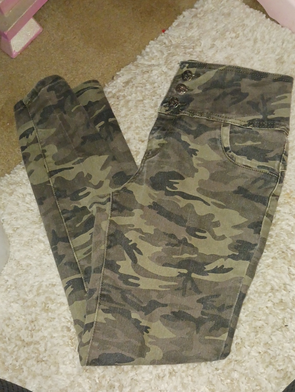 Hybrid & company Olive Camo High-Waist Jeggings